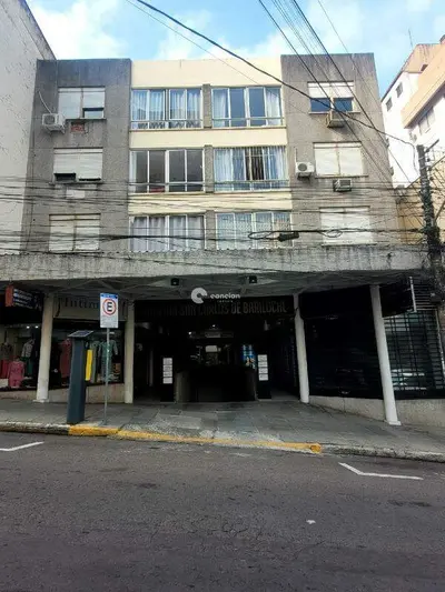 Apartamento para aluguel no Centro: 