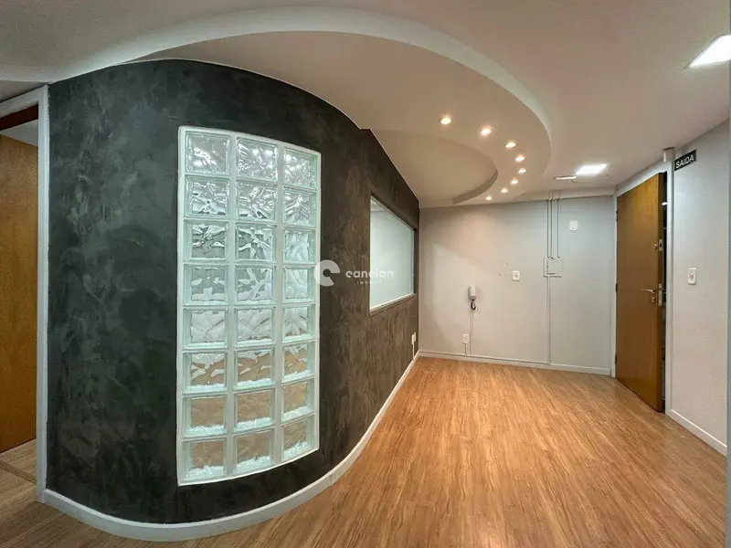 Sala Comercial à venda no Centro: