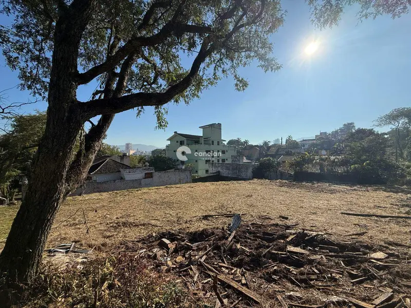 Terreno à venda no Nossa Senhora de Lourdes: 