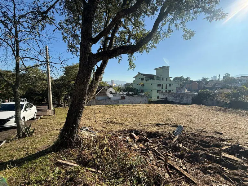 Terreno à venda no Nossa Senhora de Lourdes: 