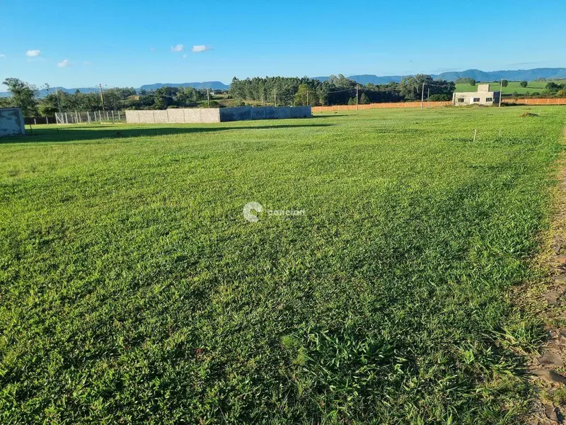 Terreno à venda no Zona rural: 