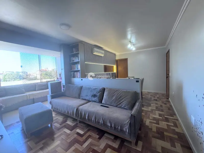 Apartamento à venda no Camobi: 