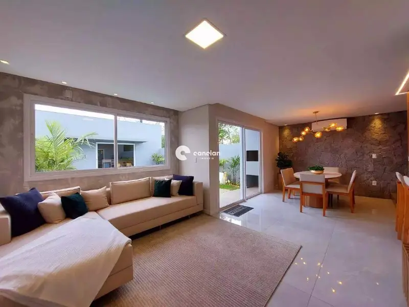 Casa de Condomínio à venda no Camobi: 