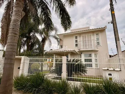 Casa à venda no Dom Antônio Reis: 