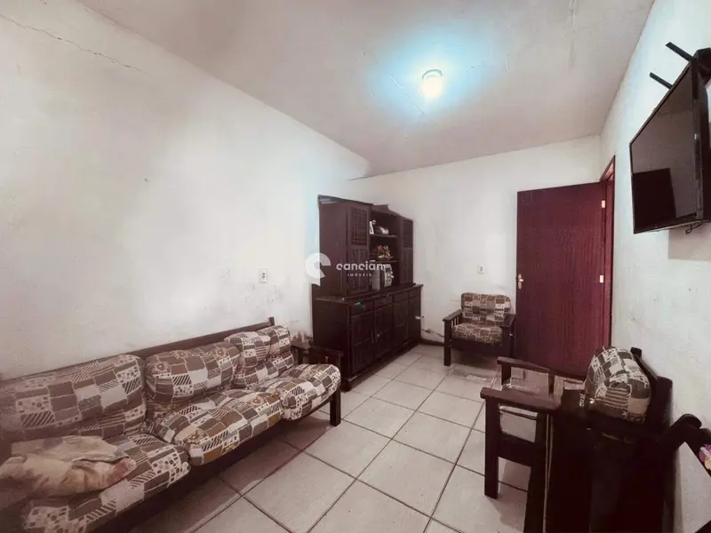 Casa à venda no Tomazetti: 