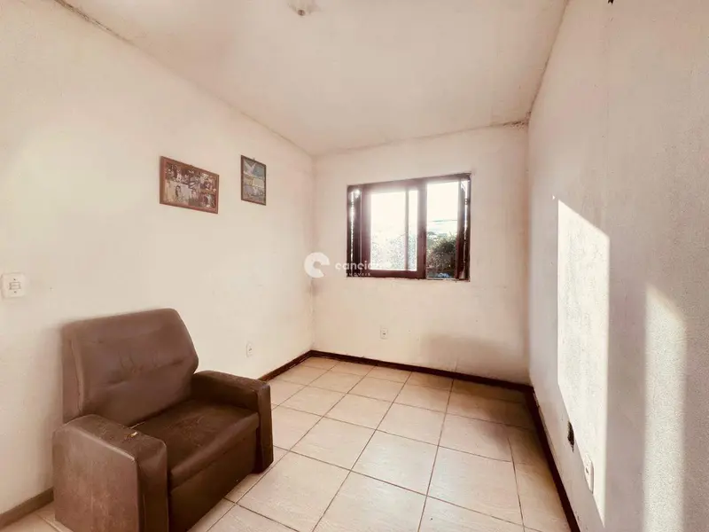 Casa à venda no Tomazetti: 