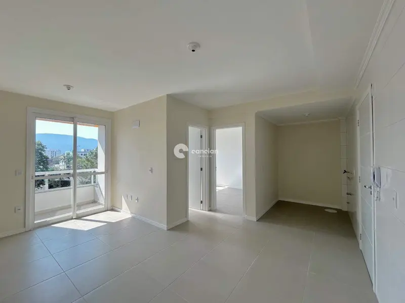 Apartamento à venda no Camobi: