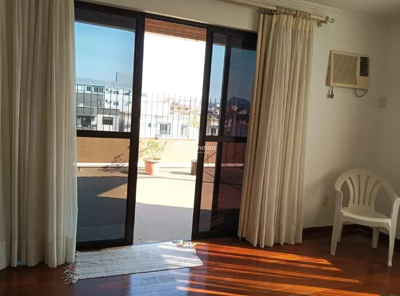 Duplex à venda no Camobi: 