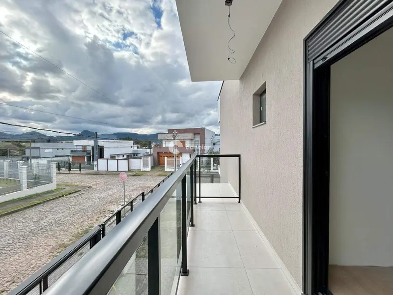 Casa à venda no Camobi: 