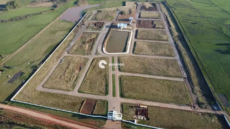 Terreno em condomínio à venda no Camobi: 
