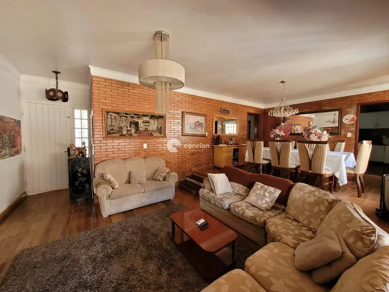 Casa para aluguel no Camobi: 