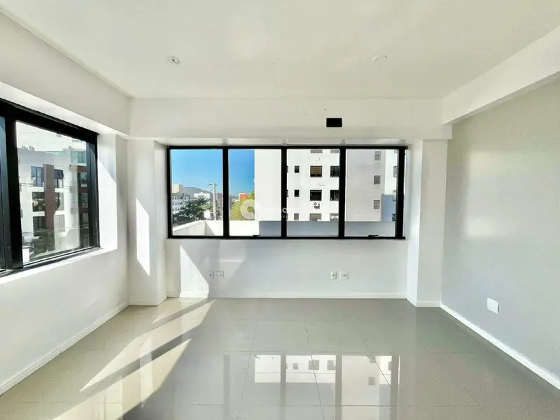 Sala Comercial à venda no Nossa Senhora das Dores: 