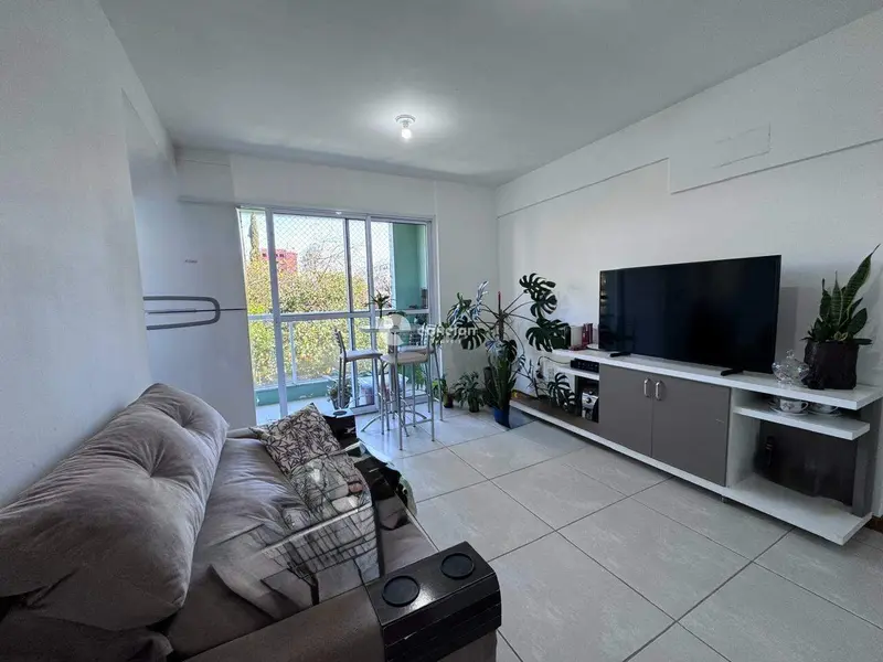Apartamento à venda no Camobi: 