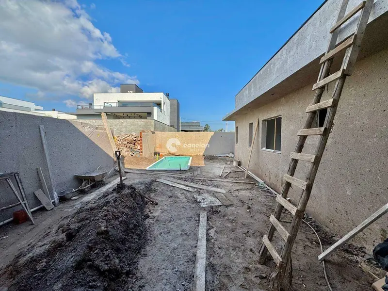 Casa de Condomínio à venda no Camobi: 