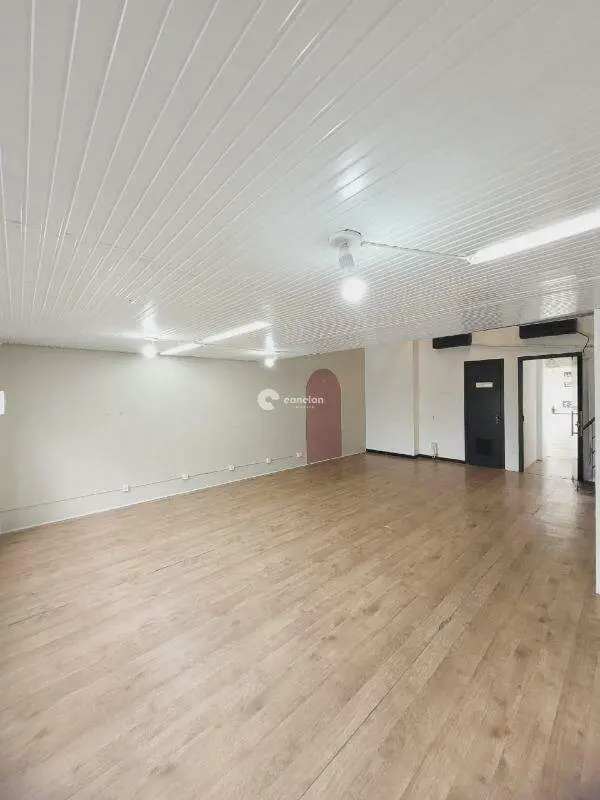 Sala Comercial à venda no Centro: 