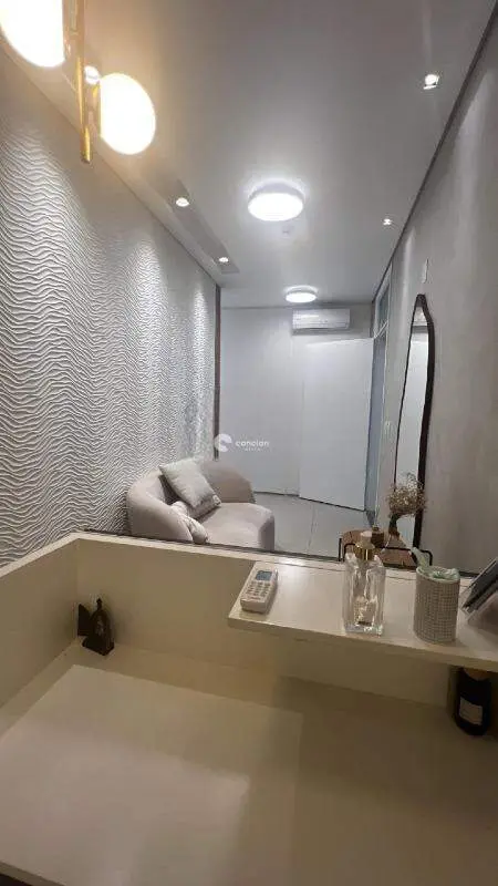 Sala Comercial à venda no Centro: Consultório 01