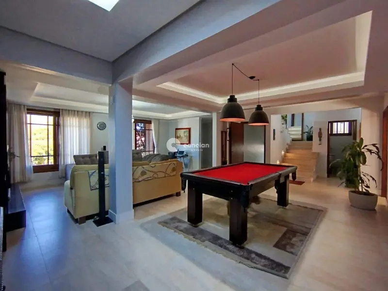 Casa à venda no Camobi: 