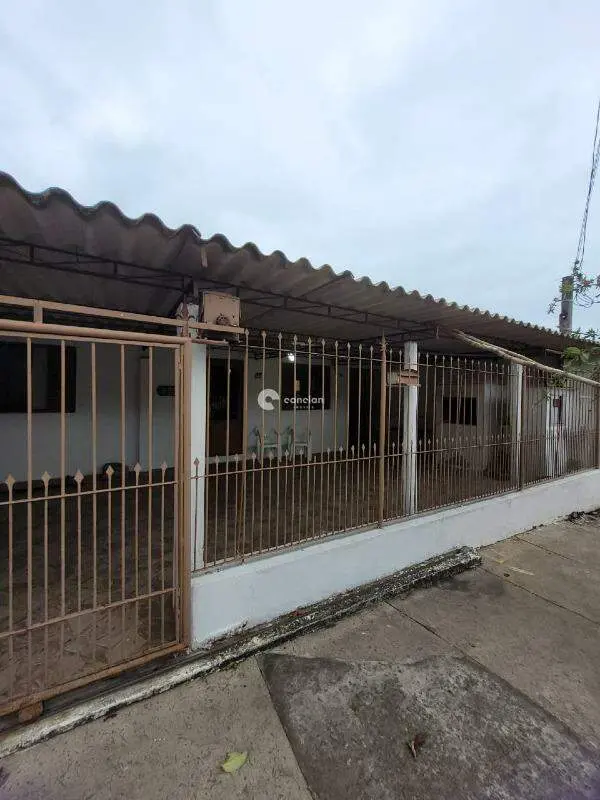 Casa à venda no Juscelino Kubitschek: 