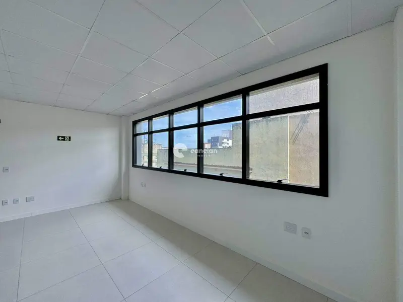 Sala Comercial à venda no Centro: 