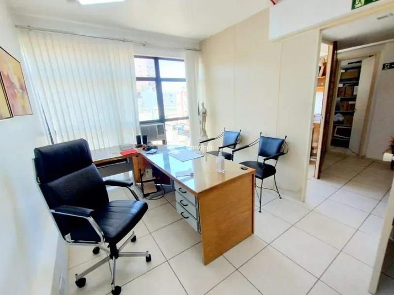 Sala Comercial à venda no Centro: 