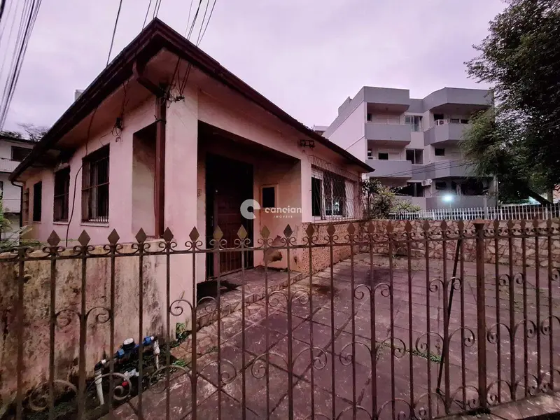 Casa Comercial à venda no Centro: