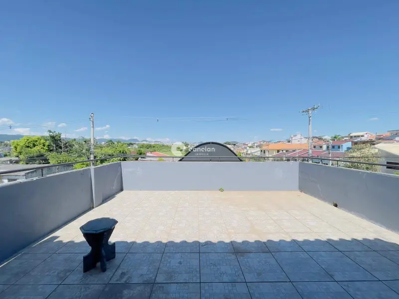 Apartamento para aluguel no Pinheiro Machado: 