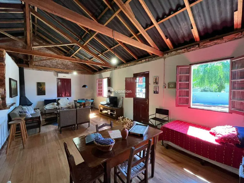 Casa à venda no Centro:
