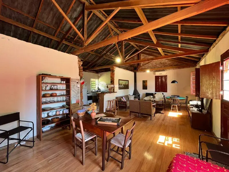 Casa à venda no Centro: