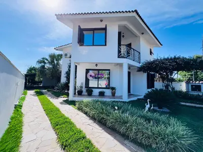Casa à venda no Pé de Plátano: 