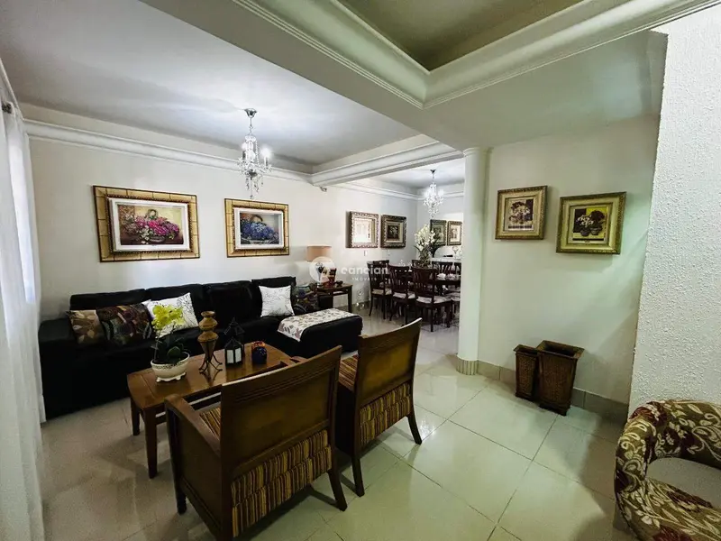 Casa à venda no Camobi: 