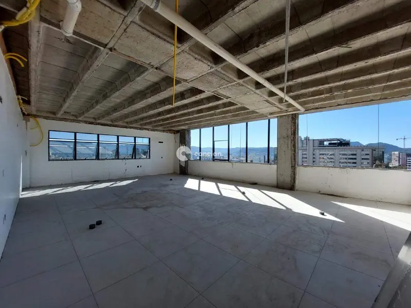 Sala Comercial para aluguel no Centro: 