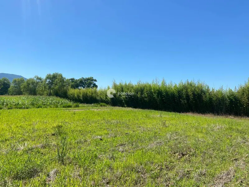 Área Rural à venda no Interior: 