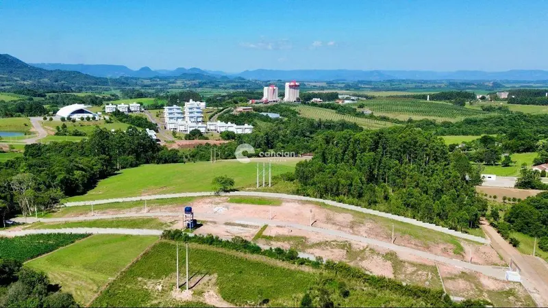 Terreno em condomínio à venda no Palma: 