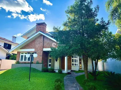 Casa de Condomínio à venda no Camobi: 