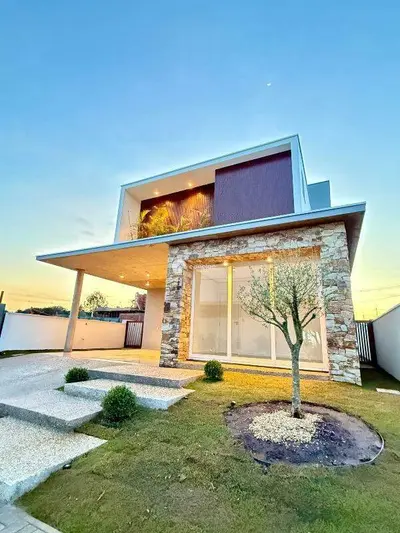 Casa de Condomínio à venda no Camobi: 