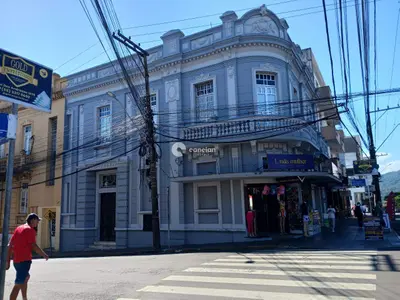 Sobrado à venda no Centro: 