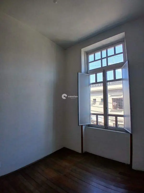 Sobrado à venda no Centro: 