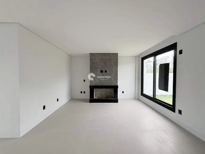 Casa de Condomínio à venda no Tomazetti: 