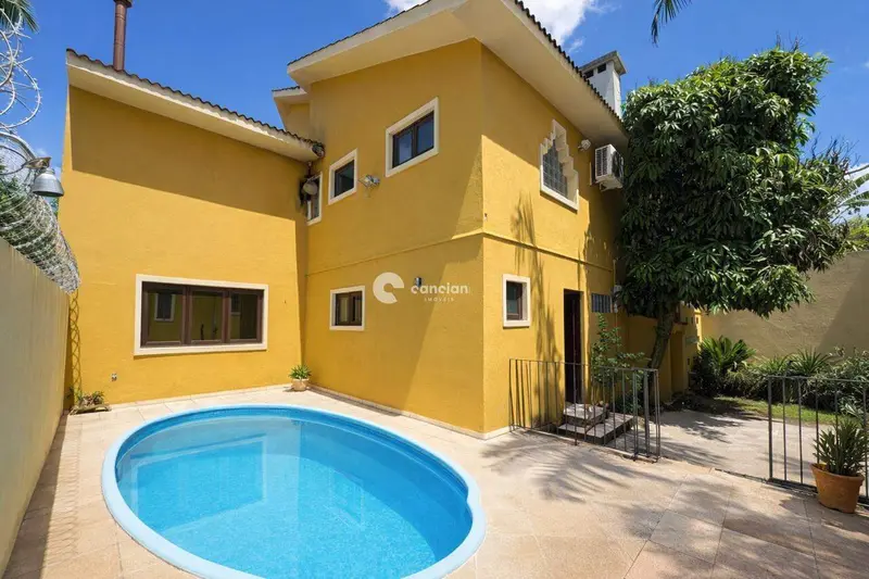 Casa à venda no Jardim Lindóia: 