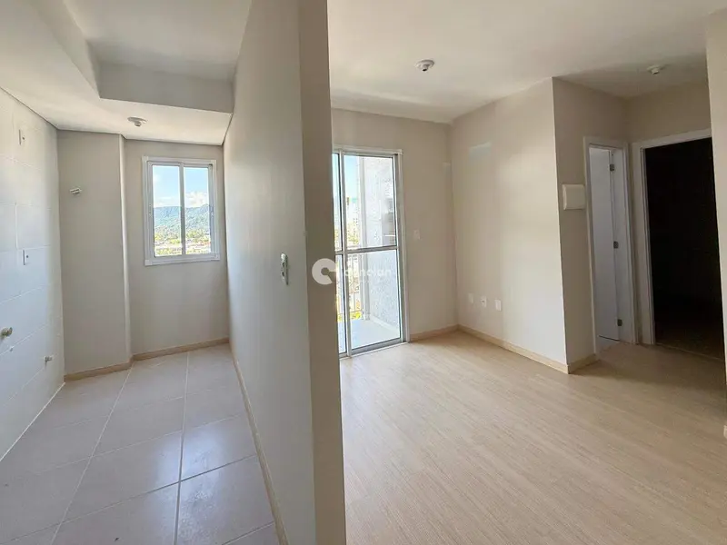 Apartamento à venda no Camobi: 