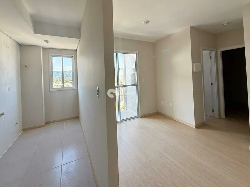 Apartamento para aluguel no Camobi: