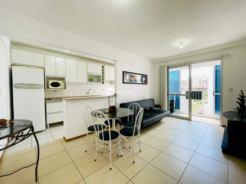 Apartamento para aluguel no Centro: 