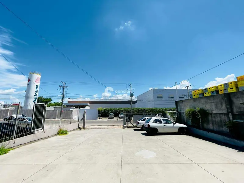 Ponto Comercial para aluguel no Uglione: