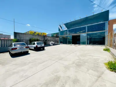 Ponto Comercial para aluguel no Uglione: 