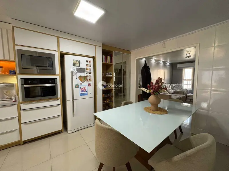 Casa à venda no Urlândia: Cozinha + sala de jantar