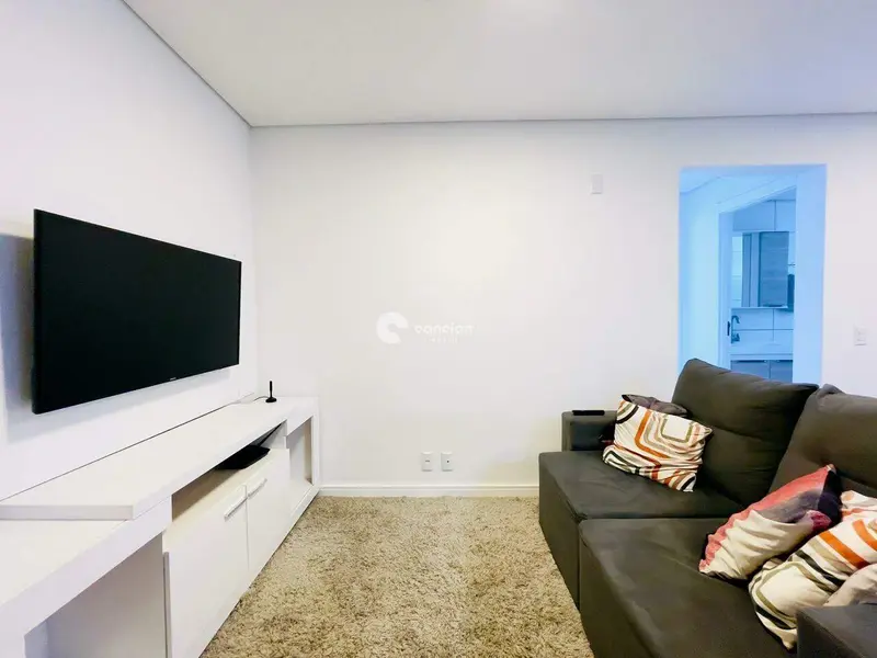 Apartamento à venda no Camobi: 