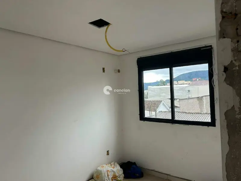 Apartamento à venda no Camobi: