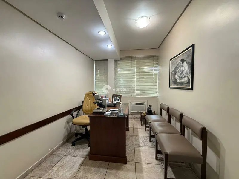 Sala Comercial à venda no Centro: 