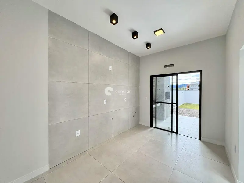 Casa à venda no Camobi: 