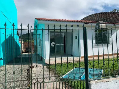 Casa à venda no Camobi: 
